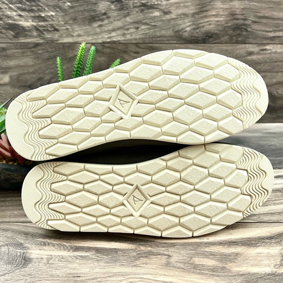 NEW Sperry Moc Sider Metallic Camo Indoor Outdoor Moc Sneaker Faux Fur 8M 39 - Picture 9 of 11